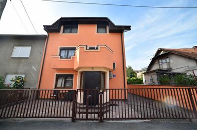 Apartment Ana