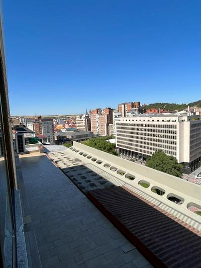 Atuaire Home Luminoso Dúplex en Reyes Católicos PARKING INCLUIDO