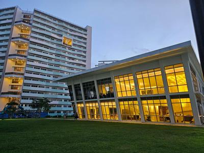 Practical Studio with WIFI Pool PS4 Netflix