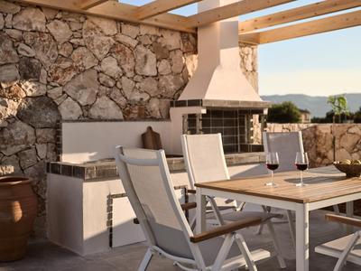 Onore Villa, with Heated Pool & Signature Design, By ThinkVilla