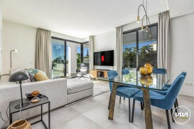 ViVi Homes - Las Palmas Pool, Sauna, Gym & Beach