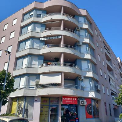 Apartment Inna with free garage parking