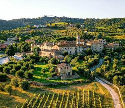 House with a view in Tuscany