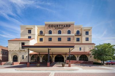 Courtyard by Marriott Wichita at Old Town