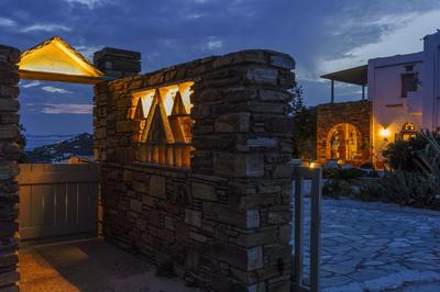 Maison Simone with private heated infinity pool & spectacular sea view
