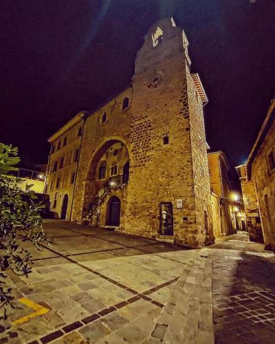 Dal Podestà