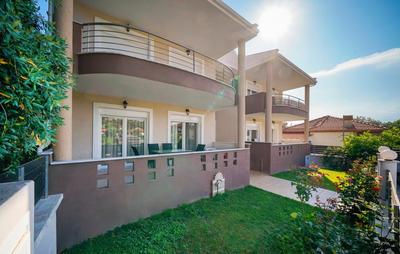Nefeli Fresh guesthouses by Del Mare