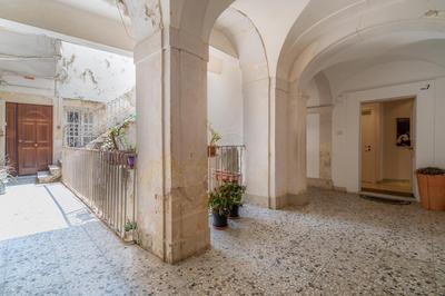 HOTIDAY Ortigia Opera