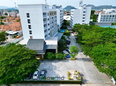 Recenta Phuket Suanluang by Deevana