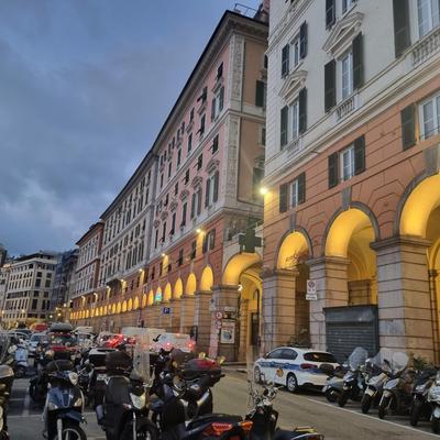 Dalla Laretta di fronte all Acquario di Genova