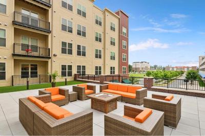 Stylish 1 BR Apartment w Movie Theater