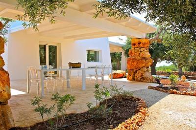 Villa con piscina a Leuca