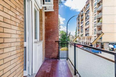 Tiburtina White House