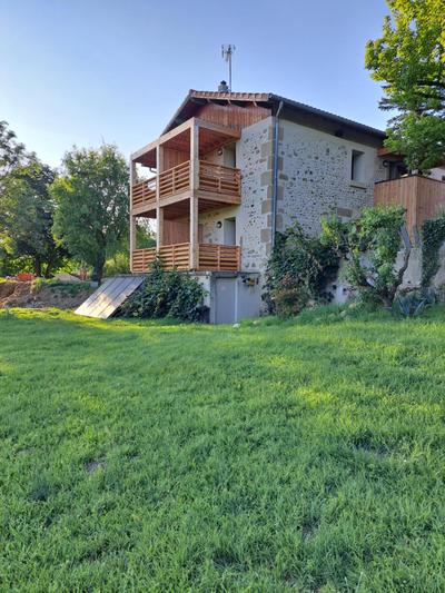 Logis Hôtel Les Vieilles Granges