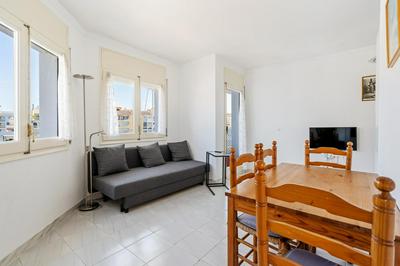 WELCS APARTAMENTO 087 EMP frente al Canal