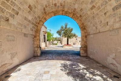 Masseria Abbracciavento by Raro Villas