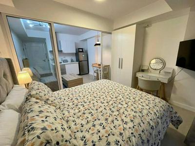 Azure Staycation by V&A near Airport