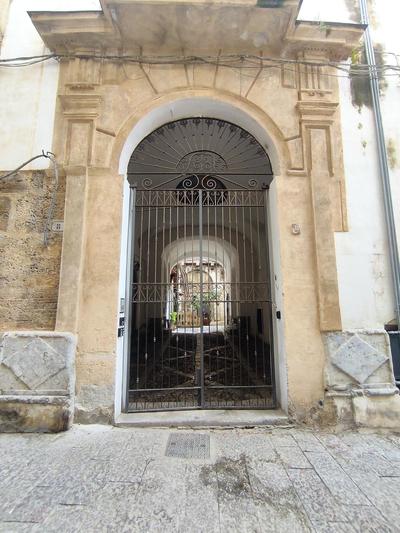 Cathedral City Center Palermo 2