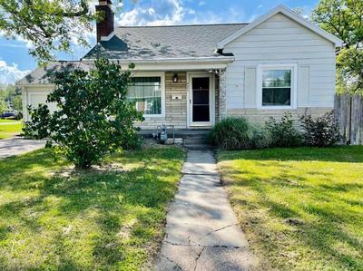 Green Roof Inn - Centrally Located 2BR/1BA Home