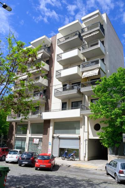 Sunshine Apartments #02