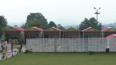 Midwaay Resort