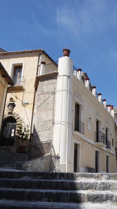 Palazzo Lupis B & B Grotteria Calabria Italia