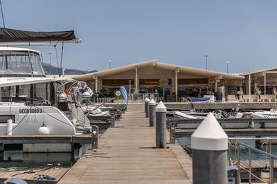 Marina del Gargano Houseboat