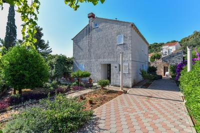 Vizmeg Holiday Home