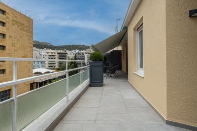 Ventiri RoofTop Luxury Suite 4, Central, Near Hilton