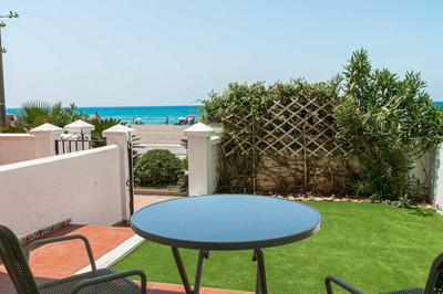 Frontline Vacation Home A86 3