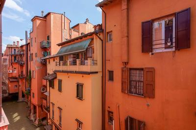 Canaletto apartment by Lesdomus