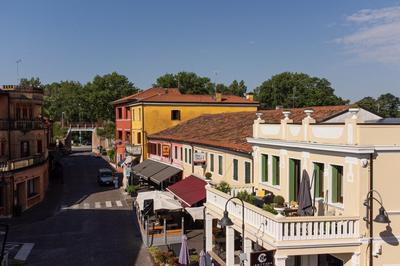 BORGO 1