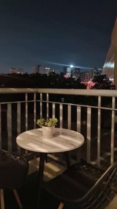 Affordable Makati Condo w/ pool near airport & CBD
