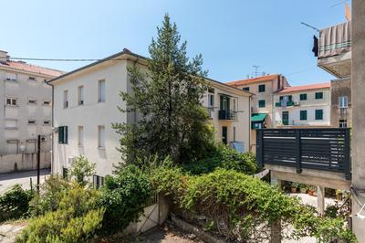 Studio apartment Home