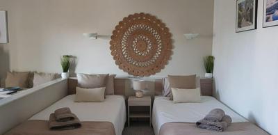 Bright & Cozy studio in the center of Puerto Banus, pool and terrace.