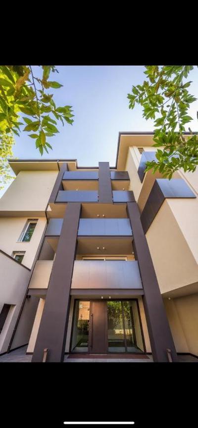 Emilia Suite Green