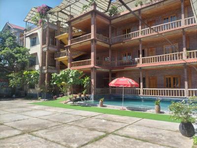 Hồ Núi Đính Hotel