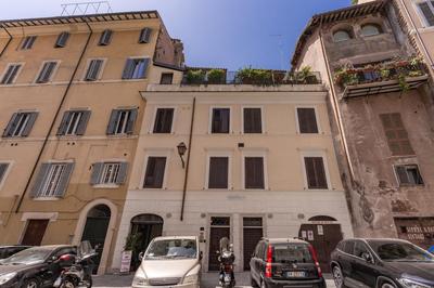 Costaguti 36 Apartment