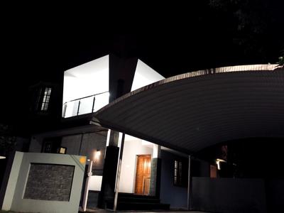 Garuda Suites