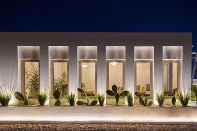 Emerald Villas & Suites - The Finest Hotels Of The World