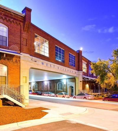 Trifecta 2BR Modern & Spacious Superhost