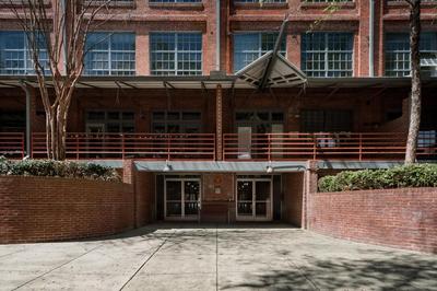 Downtown Durham 2BR Apt Walk Everywhere & Wifi