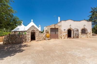 Trullo Kalia by BarbarHouse