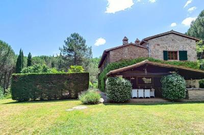 Private villa with extensive gardens and pool