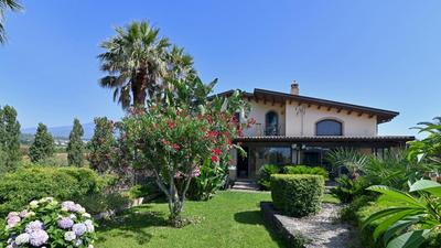 VILLA BIDDIZZA 10, Emma Villas