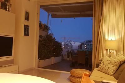 Luxury home on Saint Julians bay