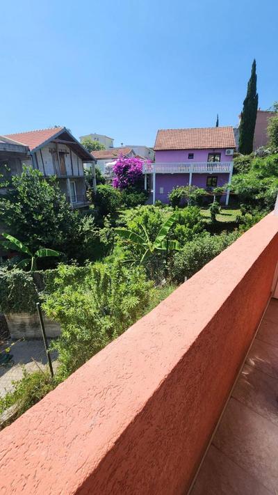 Studio and 1-2 BR apartments at Villa Bamboo Adriatic