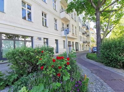 LANG Li by ROCKCHAIR Apartments l SUPERHOST Status l 2 Bedrooms Boxspringbeds in City Center - Cozy Family & Business Flair welcomes you!