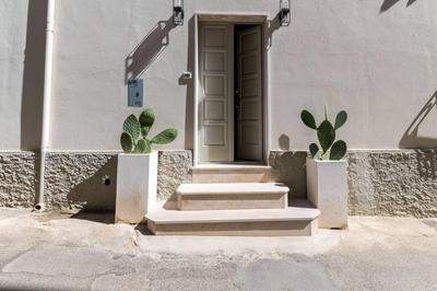 Dimora Cocchi by Raro Villas