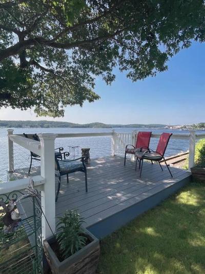 Riverside Retreat Waterfront Guest Suite